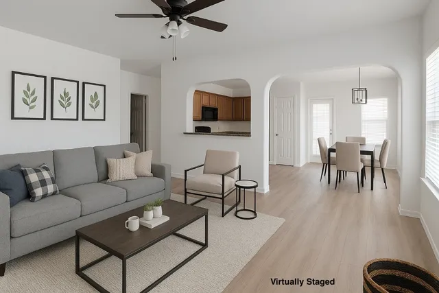 $1,750 | 606 Lakemont Drive, Hutto, TX 78634