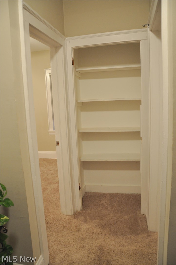 3239 Yorkshire Road Cleveland, OH 44118 - Photo 11 of 22 Gallery Image 11