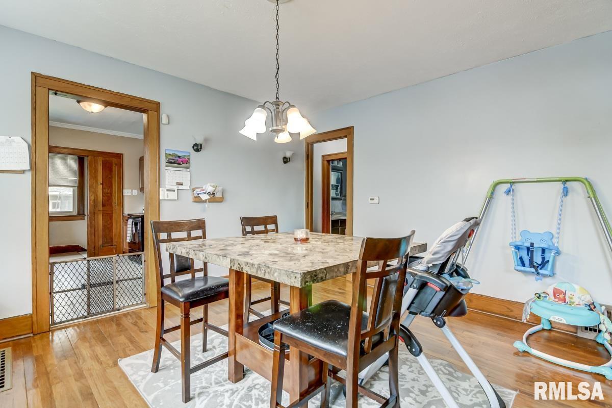 1532 North 9th Street Springfield, IL 62702 - Photo 9 of 29