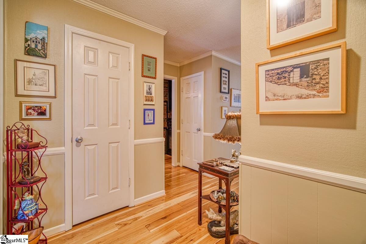 103 Frederick Street Greer, SC 29651 - Photo 2 of 36 Gallery Image 2