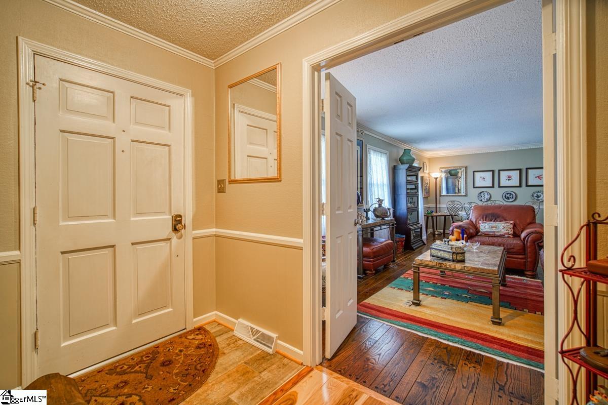 103 Frederick Street Greer, SC 29651 - Photo 3 of 36 Gallery Image 3