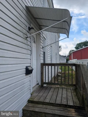 a view of barbeque area