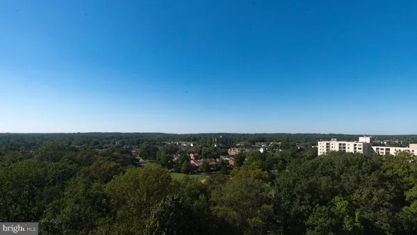 $499,900 | 203 Yoakum Parkway, Unit 1807, Alexandria, VA 22304
