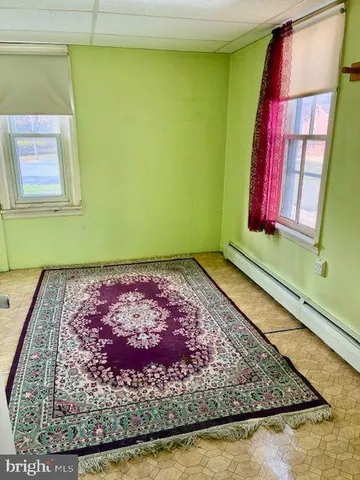 a picture of water heater