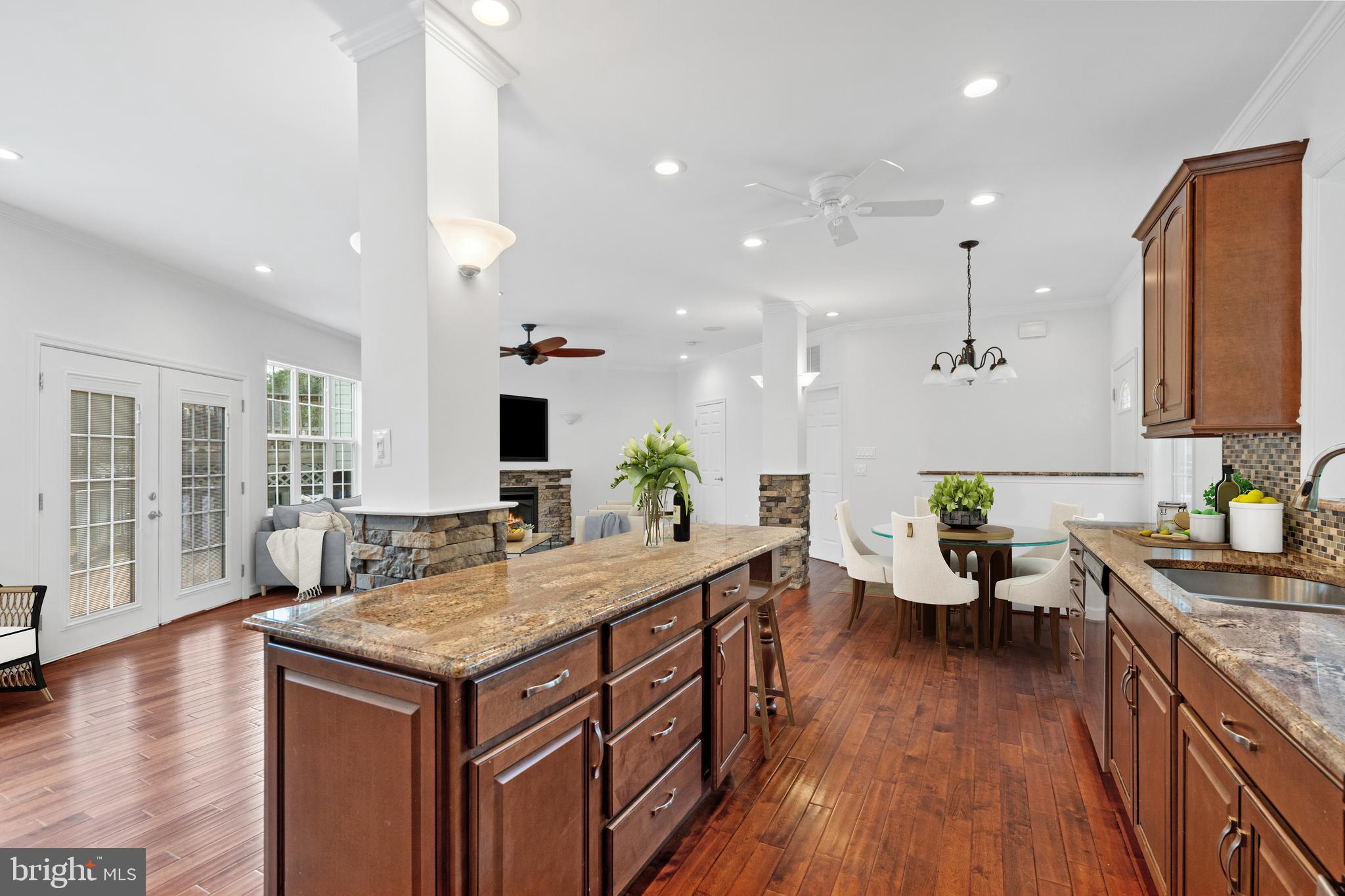 8821 Rachell Court Manassas, VA 20110 - Photo 24 of 41 Island, Gourmet Kitchen LL