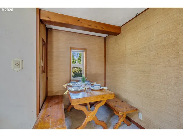 $549,000 | 11605 Highway 101 South, Tillamook, OR 97141