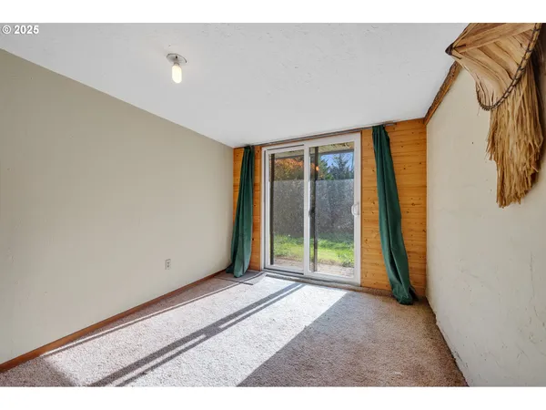 $549,000 | 11605 Highway 101 South, Tillamook, OR 97141