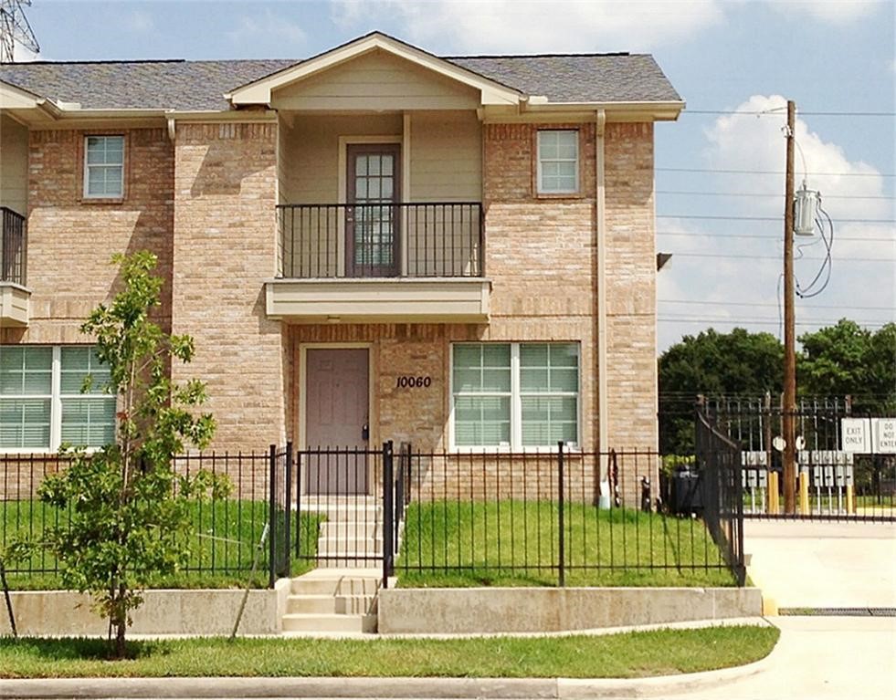 10060 Emnora Lane Houston, TX 77080 - Photo 1 of 29