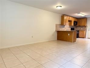 10060 Emnora Lane Houston, TX 77080 - Photo 14 of 29