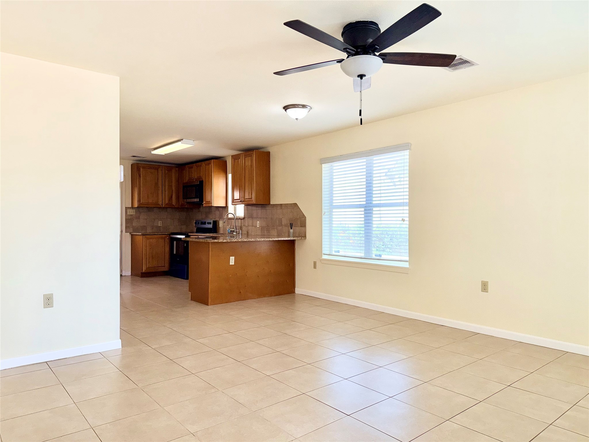 10060 Emnora Lane Houston, TX 77080 - Photo 22 of 29