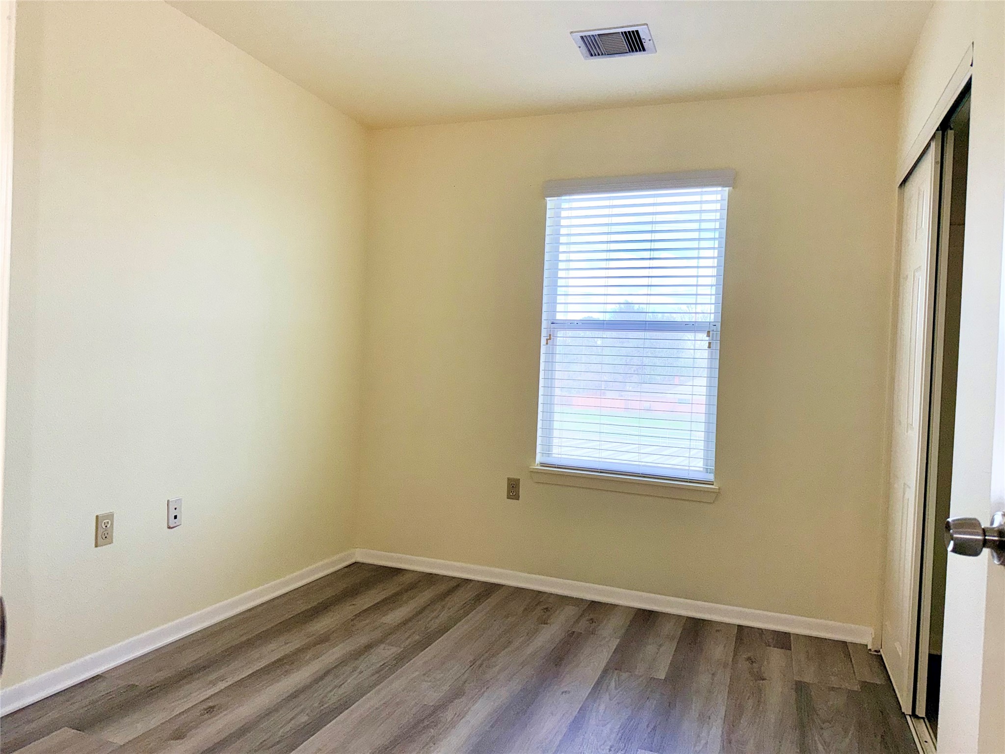 10060 Emnora Lane Houston, TX 77080 - Photo 25 of 29