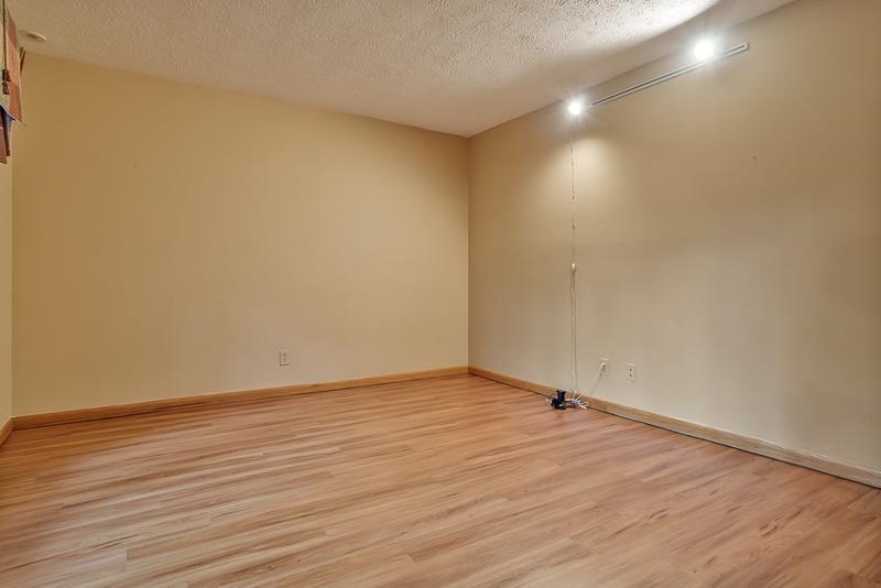 8351 Snaresbrook Road Roscoe, IL 61073 - Photo 31 of 71 Gallery Image 31