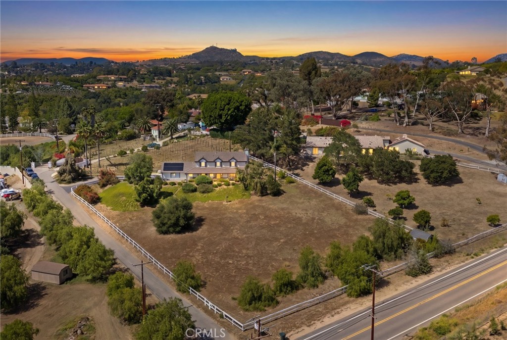 3162 Reche Road Fallbrook, CA 92028 - Photo 28 of 33 a view of a outdoor space