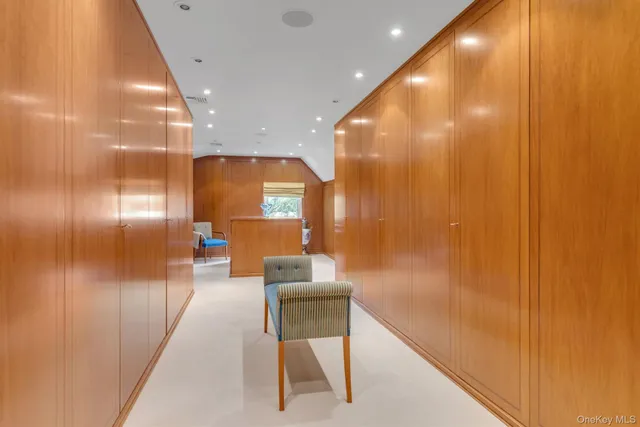 $11,800,000 | 22 Martin Court, Kings Point, NY 11024