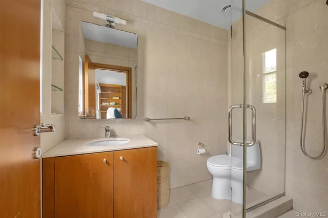 $11,800,000 | 22 Martin Court, Kings Point, NY 11024