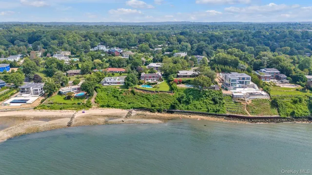 $11,800,000 | 22 Martin Court, Kings Point, NY 11024