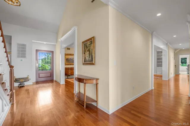 $11,800,000 | 22 Martin Court, Kings Point, NY 11024