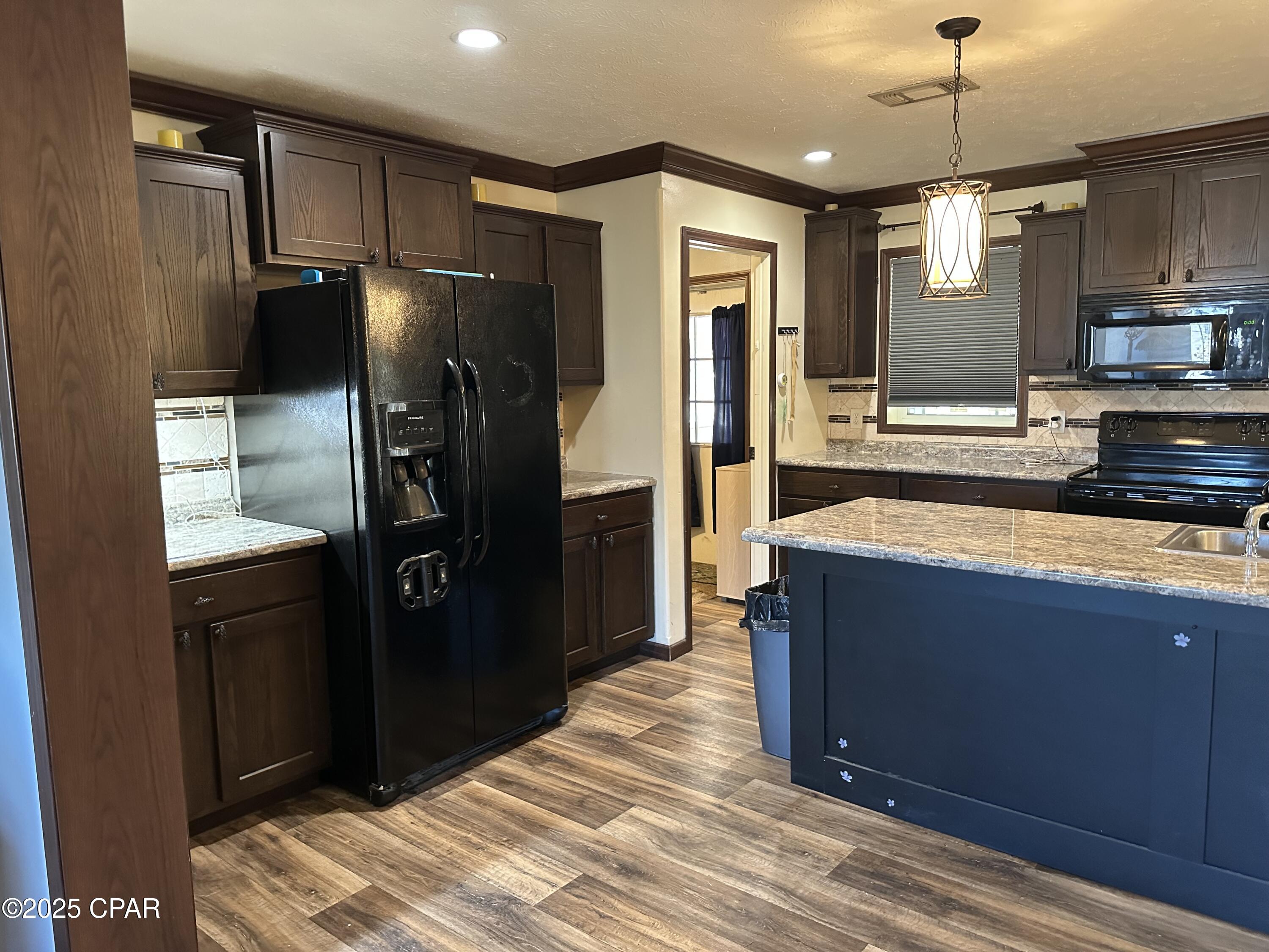 4584 Dunaway Road Bascom, FL 32423 - Photo 5 of 45