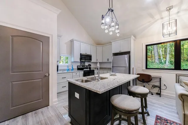 $2,295,000 | 3201 Teton Drive Southeast, Atlanta, GA 30339