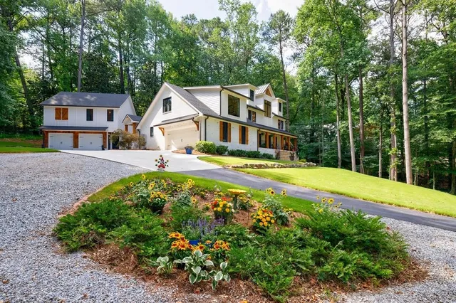 $2,295,000 | 3201 Teton Drive Southeast, Atlanta, GA 30339