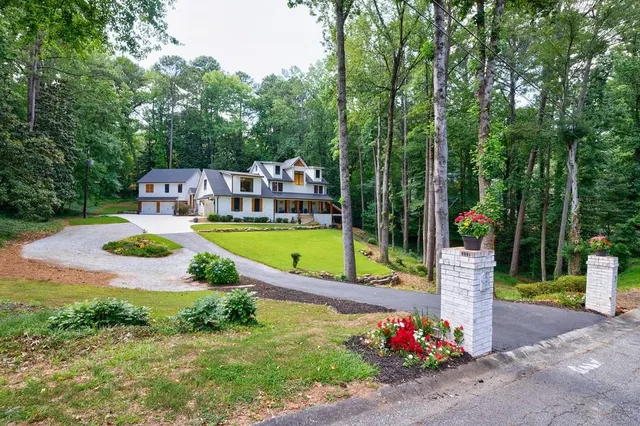 $2,295,000 | 3201 Teton Drive Southeast, Atlanta, GA 30339