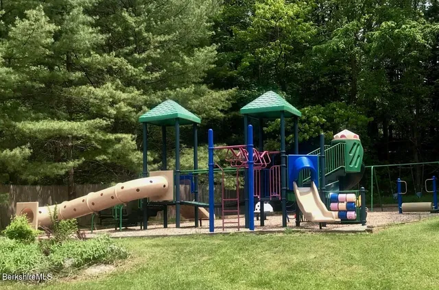 $95,000 | 316 Lakeshore Drive, Sandisfield, MA 01255