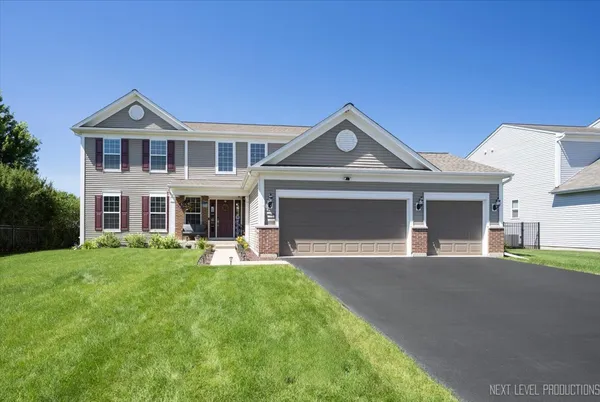 $489,000 | 2427 Emerald Lane, Yorkville, IL 60560