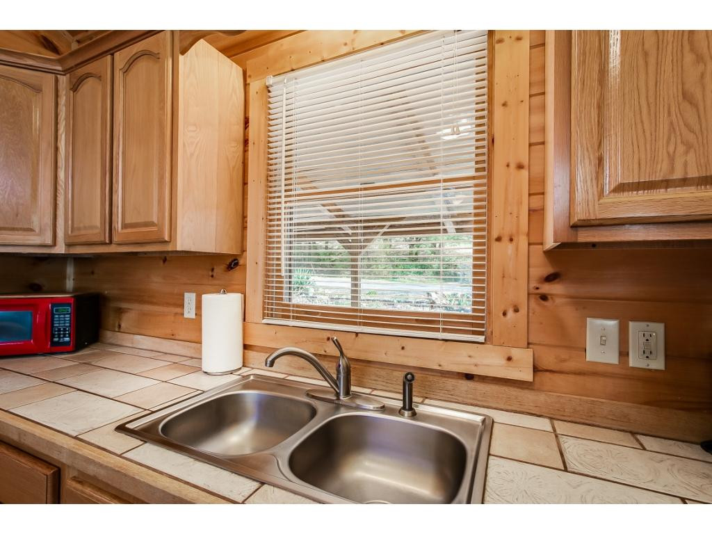 153 Dan Cole Road Elizabethton, TN 37643 - Photo 16 of 36 Photo 16