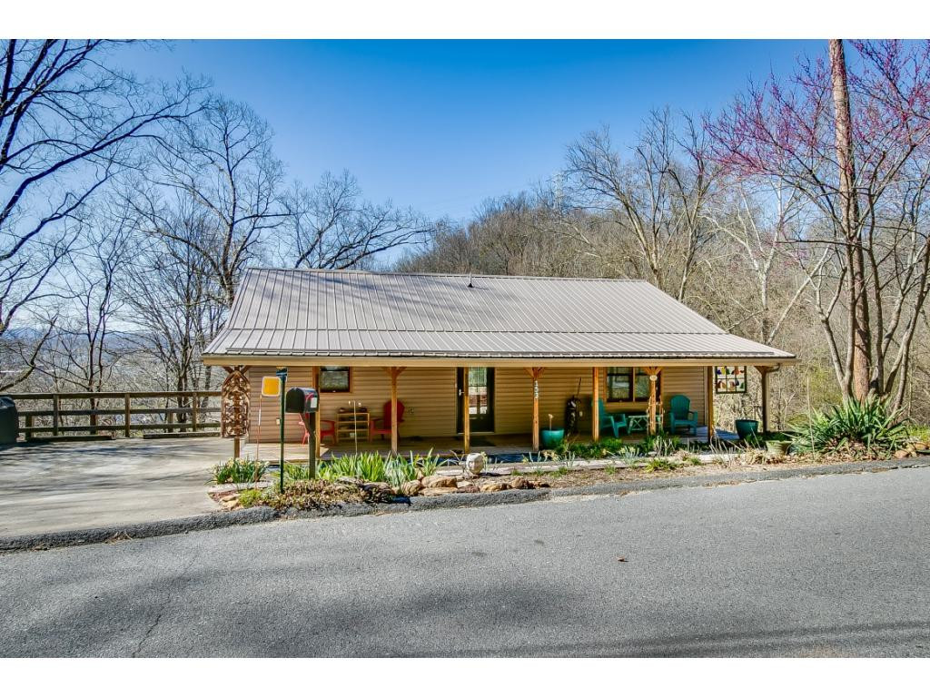 153 Dan Cole Road Elizabethton, TN 37643 - Photo 2 of 36 Photo 2