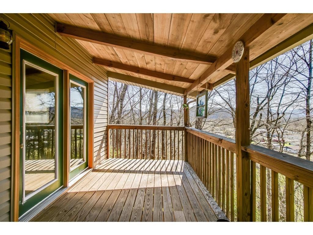 153 Dan Cole Road Elizabethton, TN 37643 - Photo 31 of 36 Photo 31