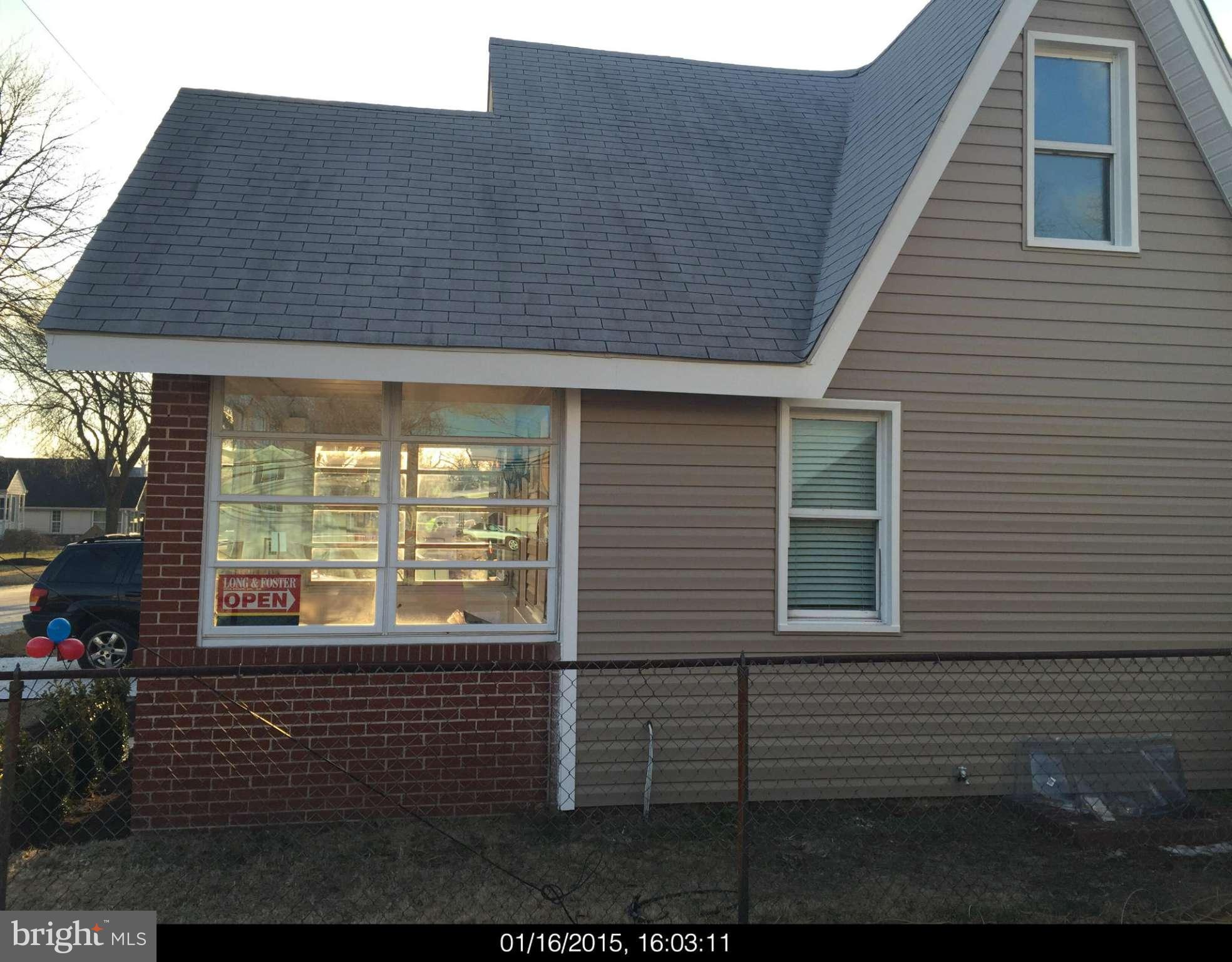 10 Manchester Road Pasadena, MD 21122 - Photo 14 of 28 Side View