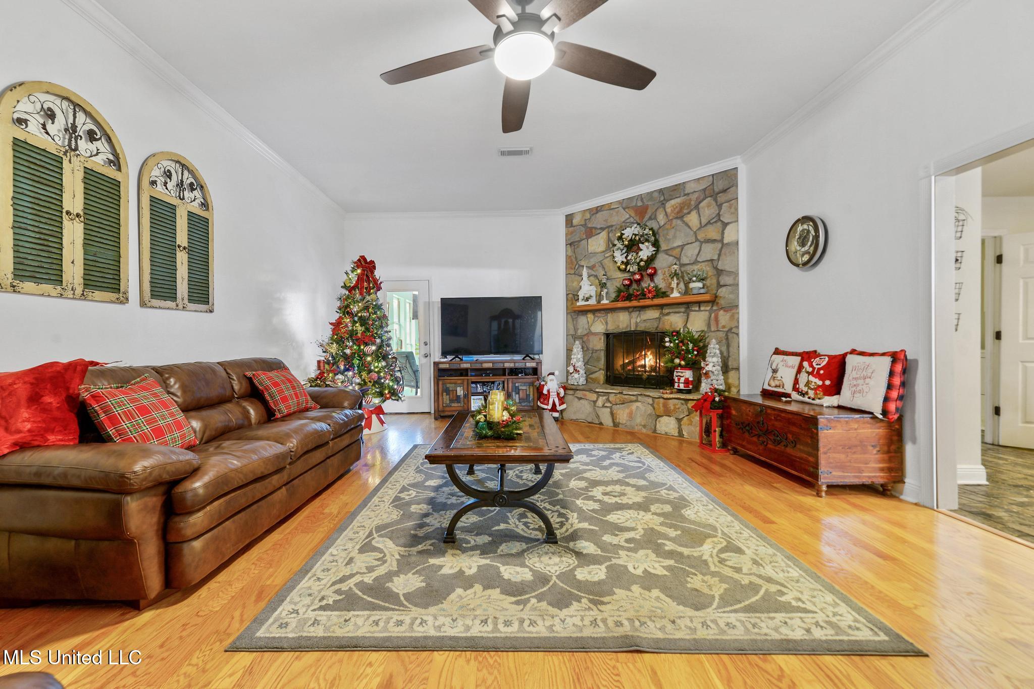 14449 Pine Ridge Road Vancleave, MS 39565 - Photo 7 of 53 007