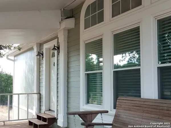 $2,100 | 140 River Ranch Road, Boerne, TX 78006