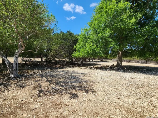 $2,100 | 140 River Ranch Road, Boerne, TX 78006