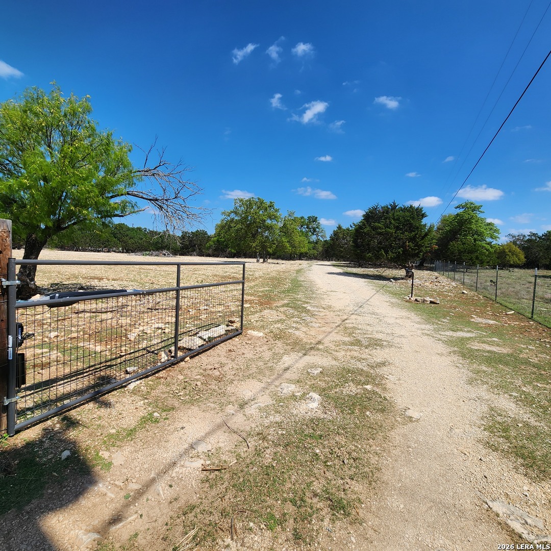 140 River Ranch Road Boerne, TX 78006 - Photo 5 of 25