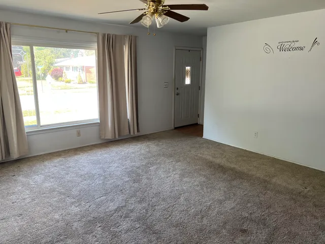 $279,000 | 19436 Donna Street, Livonia, MI 48152