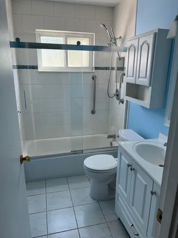 $279,000 | 19436 Donna Street, Livonia, MI 48152