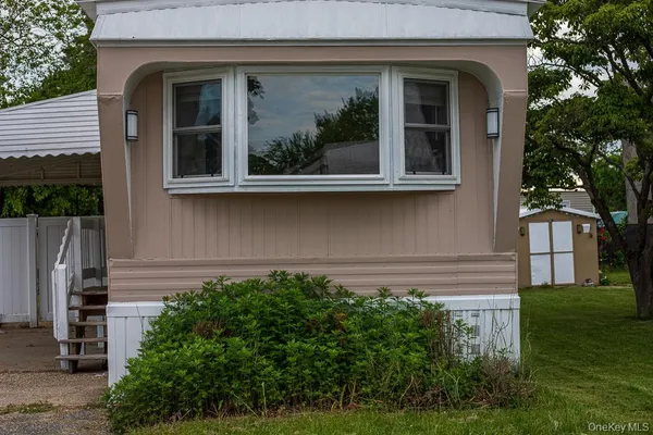 $175,000 | 74 Revere Drive, Bohemia, NY 11716