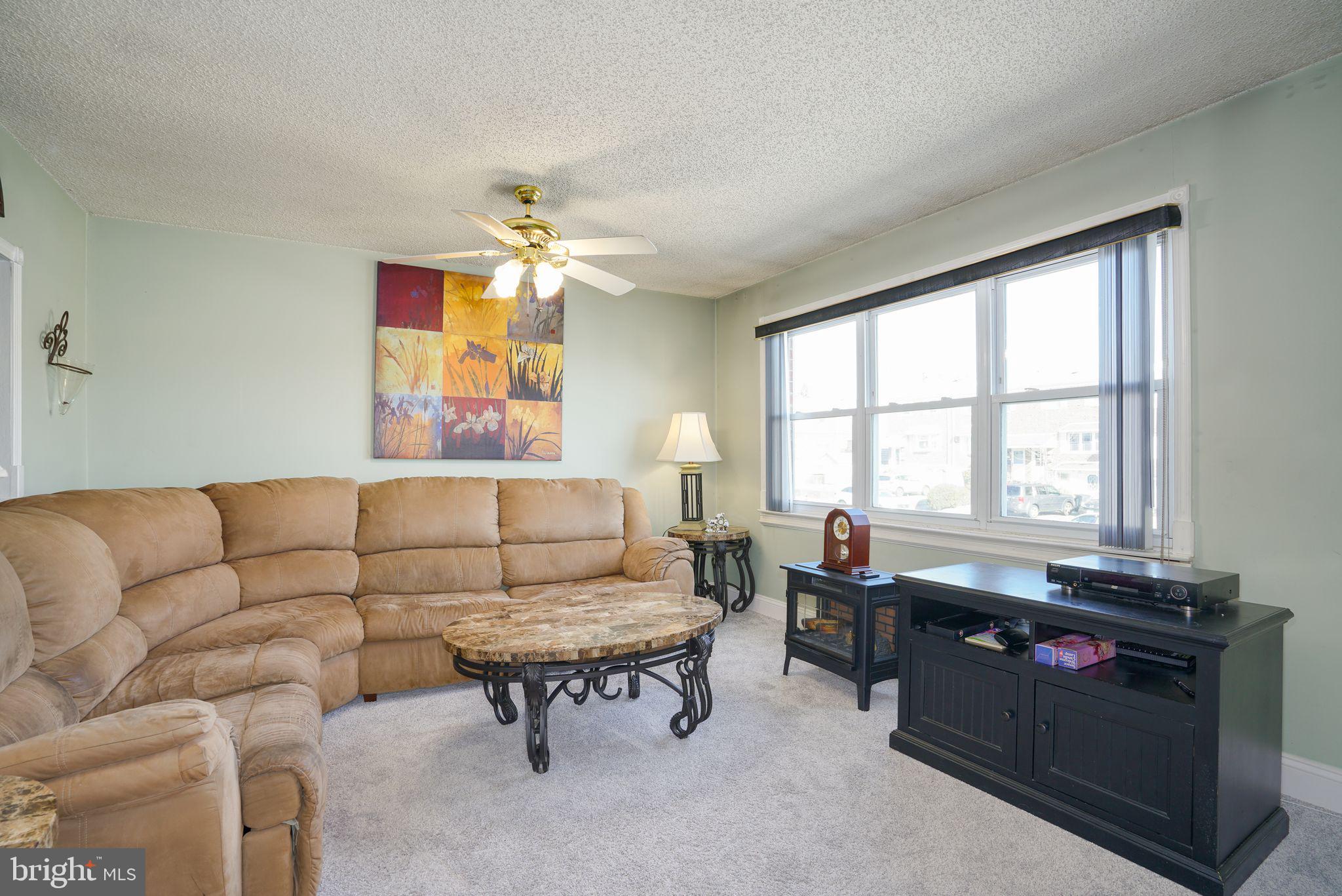 3558 Brookview Road Philadelphia, PA 19154 - Photo 7 of 31 Gallery Image 7