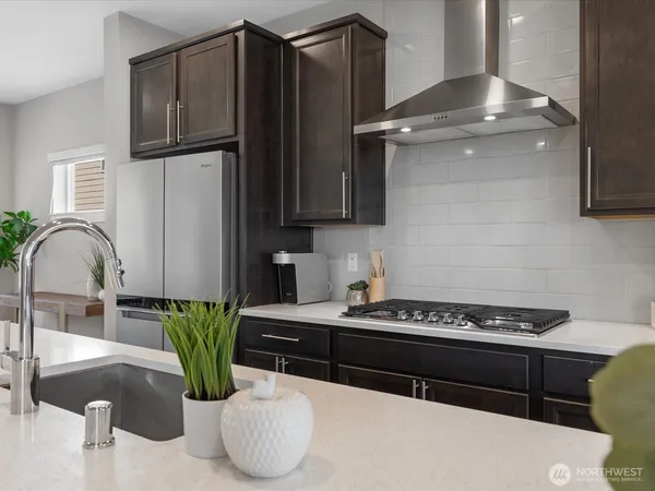 $939,995 | 20820 3rd Avenue Southeast, Bothell, WA 98012