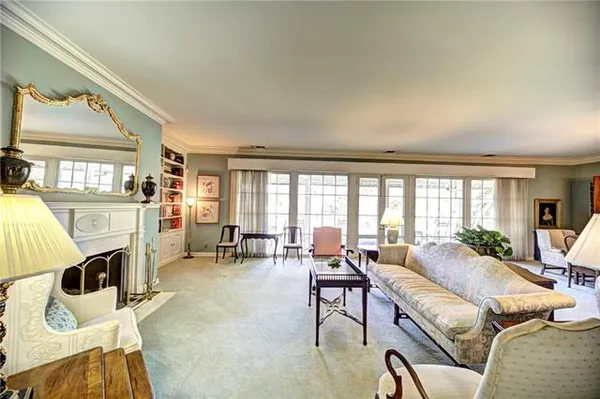$824,900 | 900 Williams Avenue, Natchitoches, LA 71457