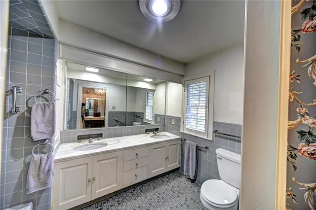 $824,900 | 900 Williams Avenue, Natchitoches, LA 71457