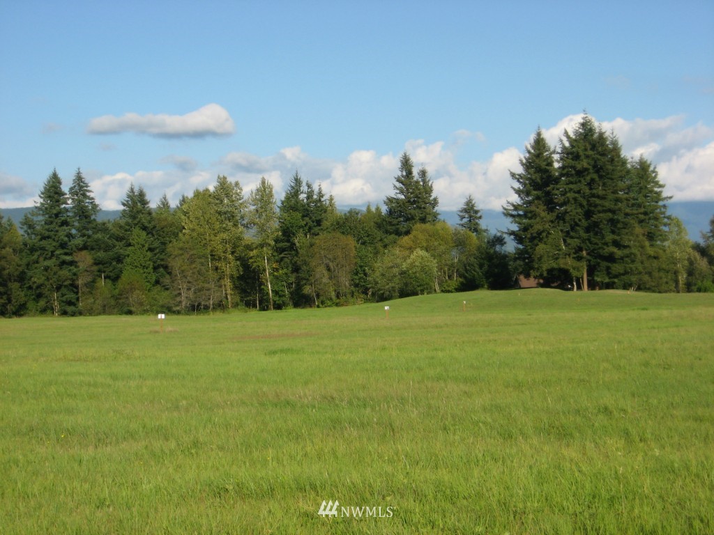 5404 Dinkle Road Bellingham, WA 98226 - Photo 1 of 6 Gallery Image 1