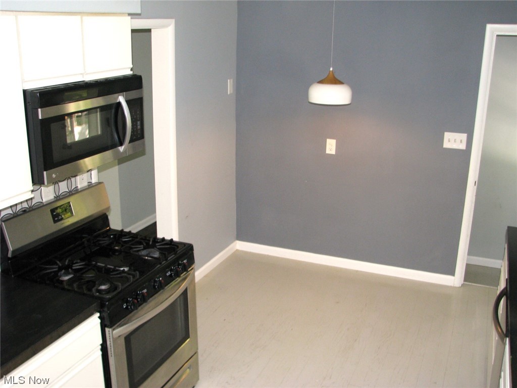 33051 Arthur Road Solon, OH 44139 - Photo 9 of 27