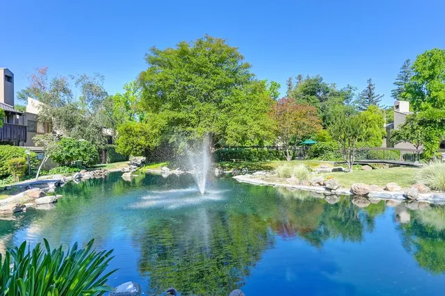 $350,000 | 796 Woodside Lane East, Unit 7, Sacramento, CA 95825