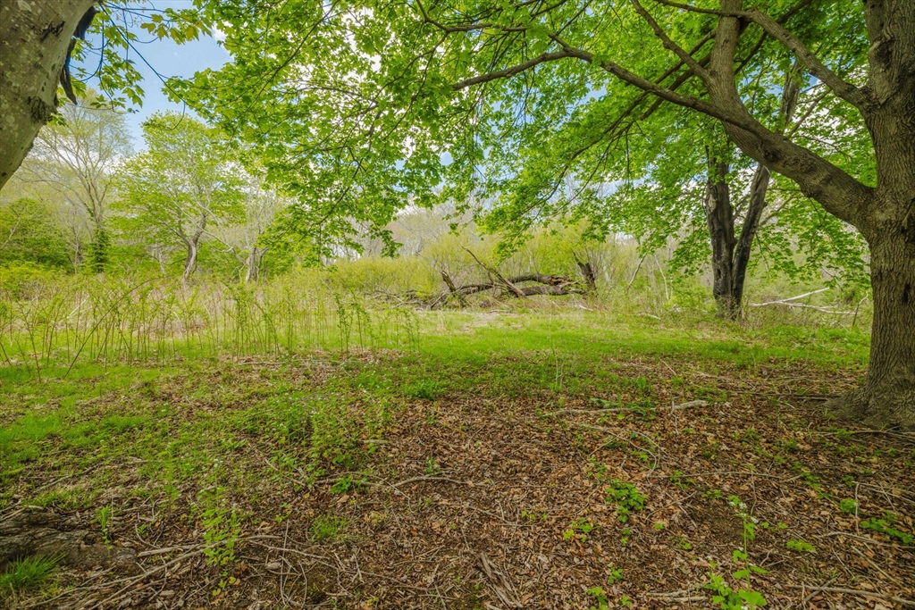 807 Gifford Road Westport, MA 02790 - Photo 12 of 42 Gallery Image 12