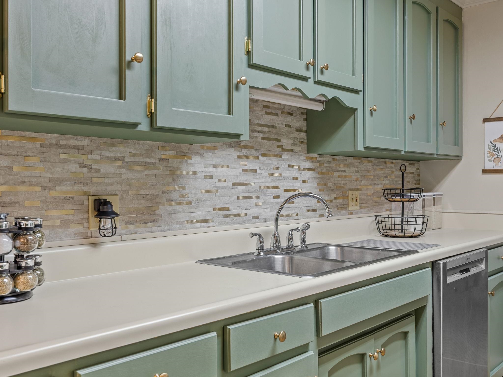 1216 Shoresbrook Road Spartanburg, SC 29301 - Photo 12 of 42 Gallery Image 12