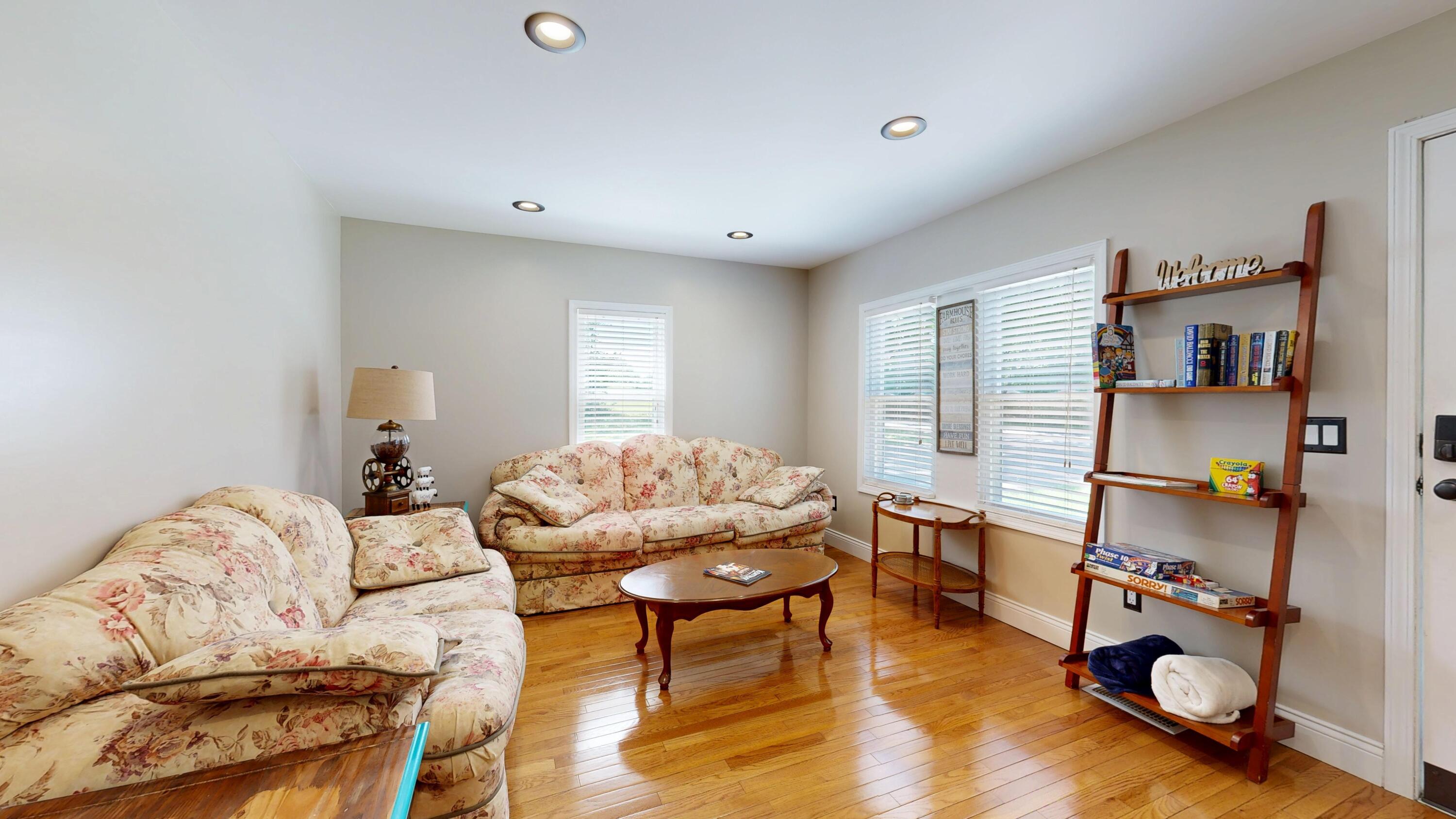 298 Van Cleave Road Murray, KY 42071 - Photo 5 of 25 298-Van-Cleave-Rd-08052026_120412