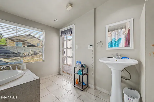 $299,999 | 1418 East Cholla Street, Phoenix, AZ 85020