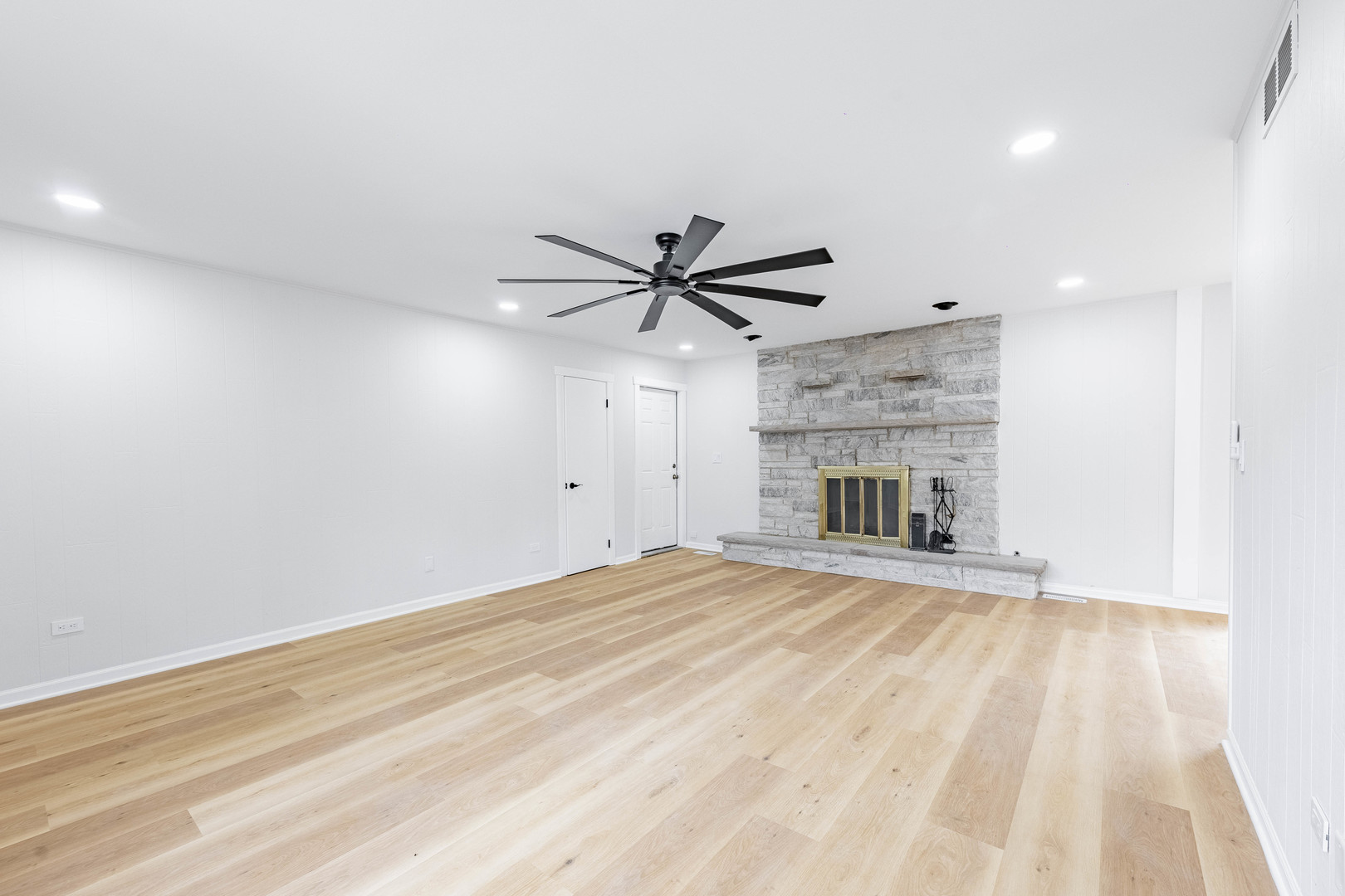 5S254 Middle Road Naperville, IL 60563 - Photo 17 of 45